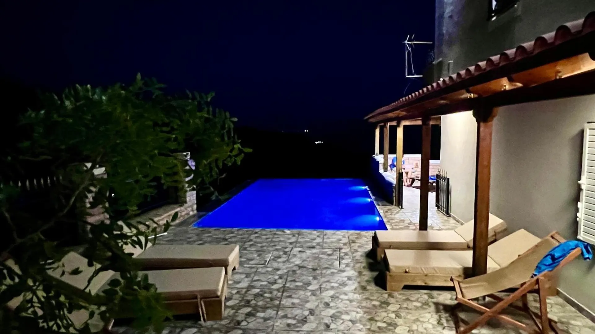 Vila Elezi Piqeras Borsh Quarto em Acomodações Particulares
